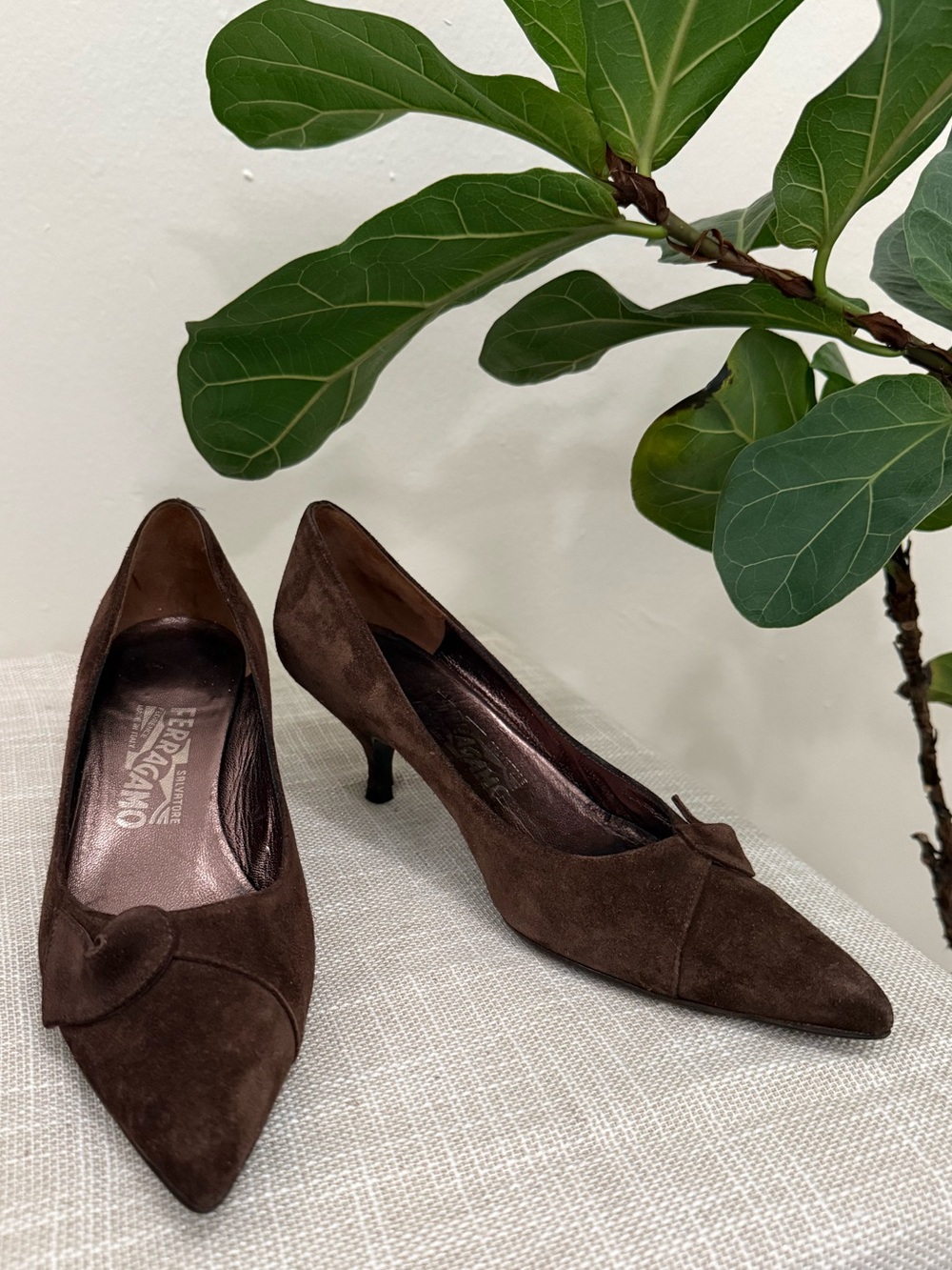 Salvatore Ferragamo Suede Leather Kitten Heel Y2K 90s